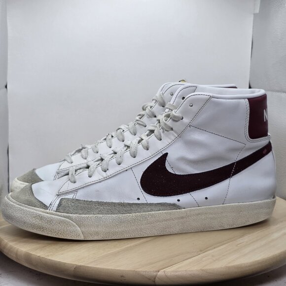 Nike Mens Blazer Mid '77 Vintage Lifestyle Size 13 White Team Red | BQ6806-111 | - Picture 1 of 12